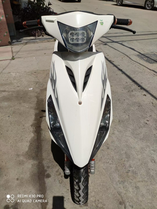 鬼火摩托车    明盘1500.发动机安静...
