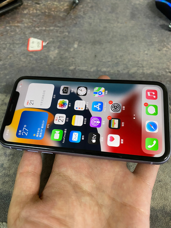 iPhone 11 国行64G 没面容