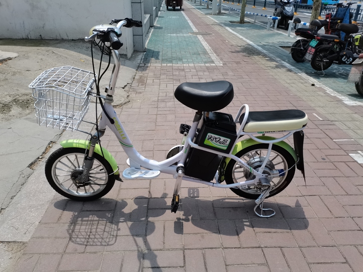 常年出售二手精品电动车，主营新日，爱玛，雅...