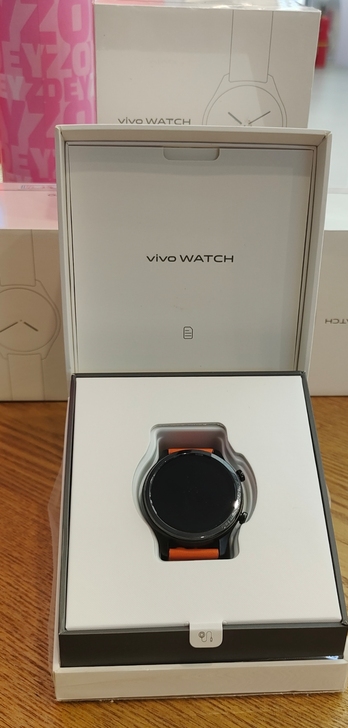 全新未拆封的vivo WATCH 手表,...