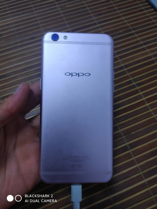 OPPO R9S,内屏坏了,4+64的,主...