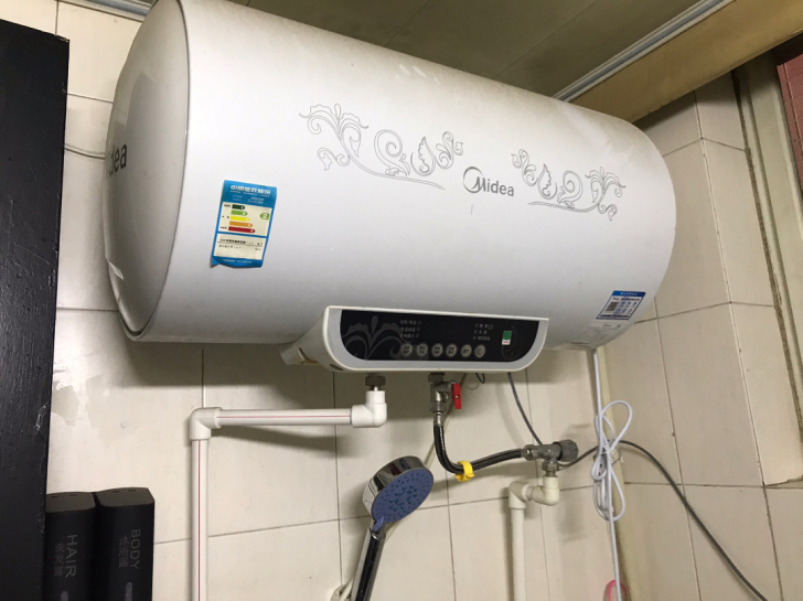 美的热水器 50升 控制板新换的 ...