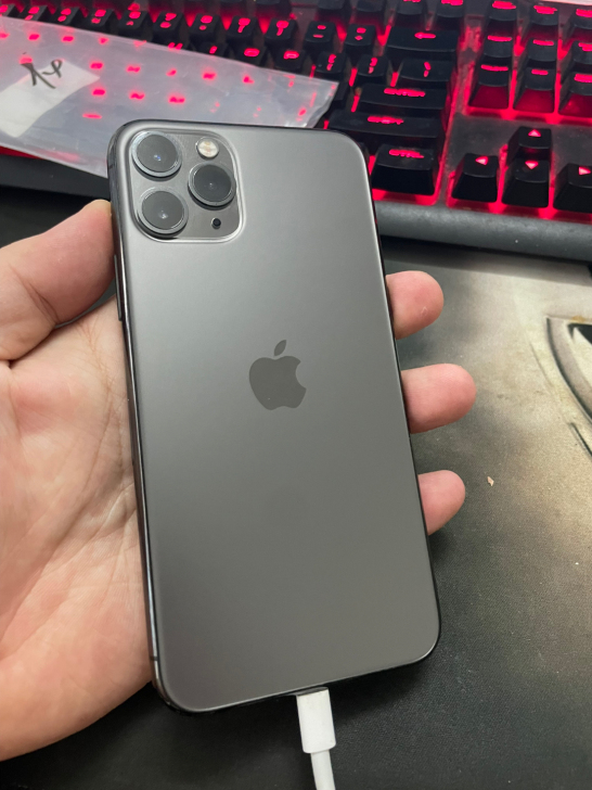 iphone苹果11pro特价机美版无锁纯...
