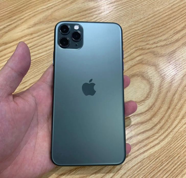 iPhone 11 Pro Max 暗夜绿...