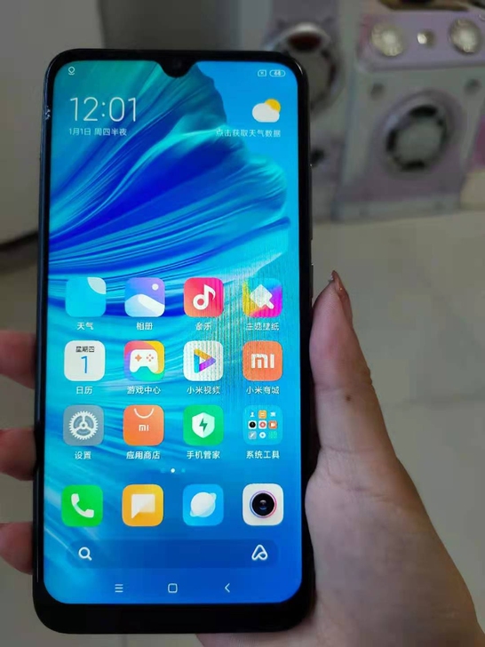 二手手机:小米cc9e。高配6+64G。无...