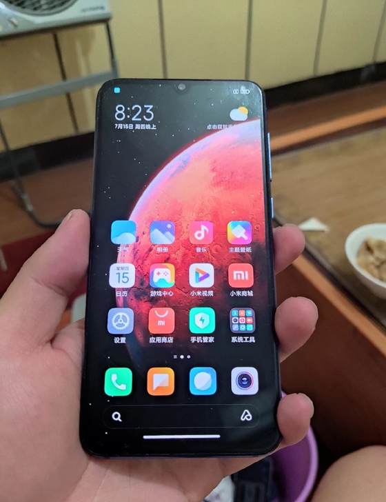无拆无修的小米9se手机,6+128g配置...