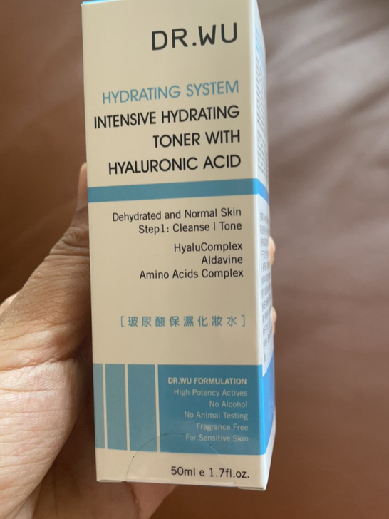 达尔肤玻尿酸保湿化妆水50ML,全新未拆封...