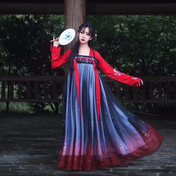 【全新清仓买一赠六】新款汉服女若怡古风清新...