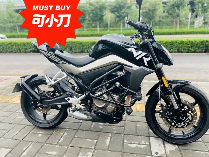 19年春风250nk摩托车，国四高配abs...