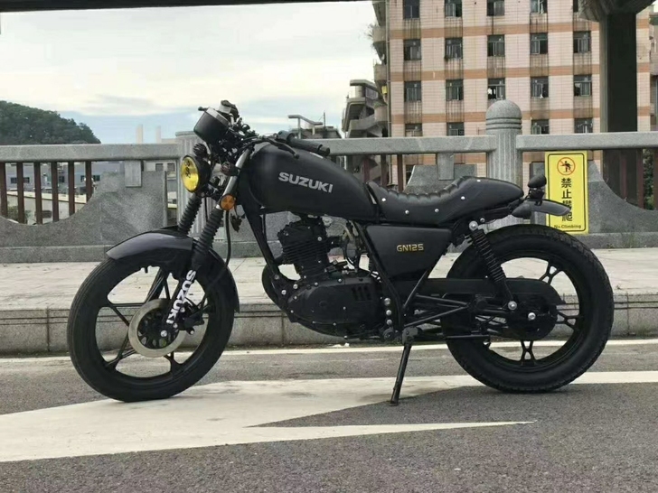 铃木复古街车125C 车子实拍图 整车原装...