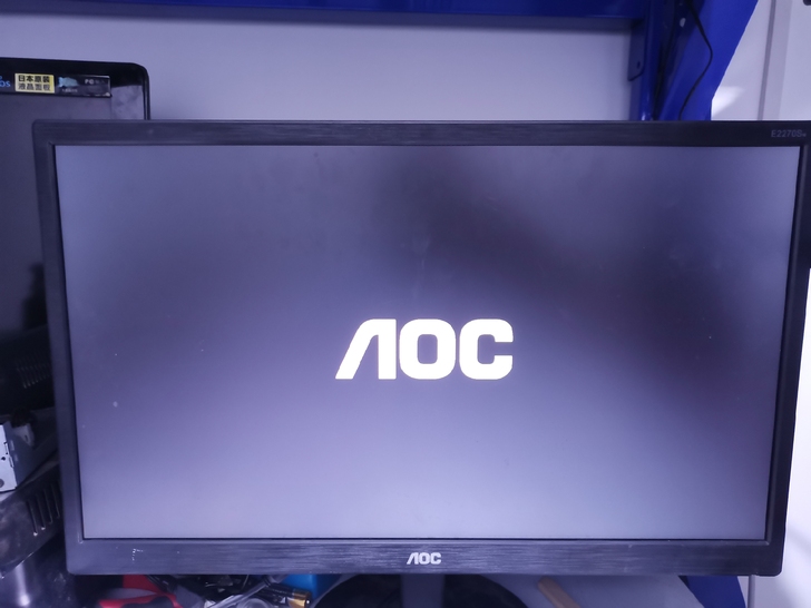 AOC液晶显示器215LM00041电脑显...