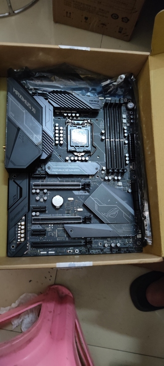 全新 华硕玩家国度 ROG MAXIMUS...
