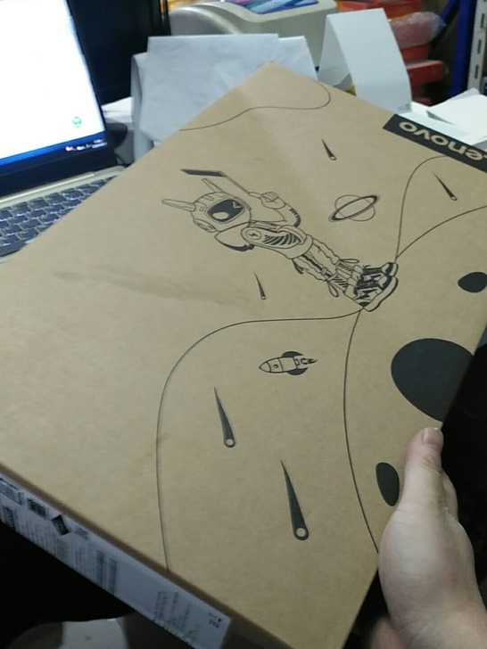 联想小新Air 15 ITL笔记本电脑包装...