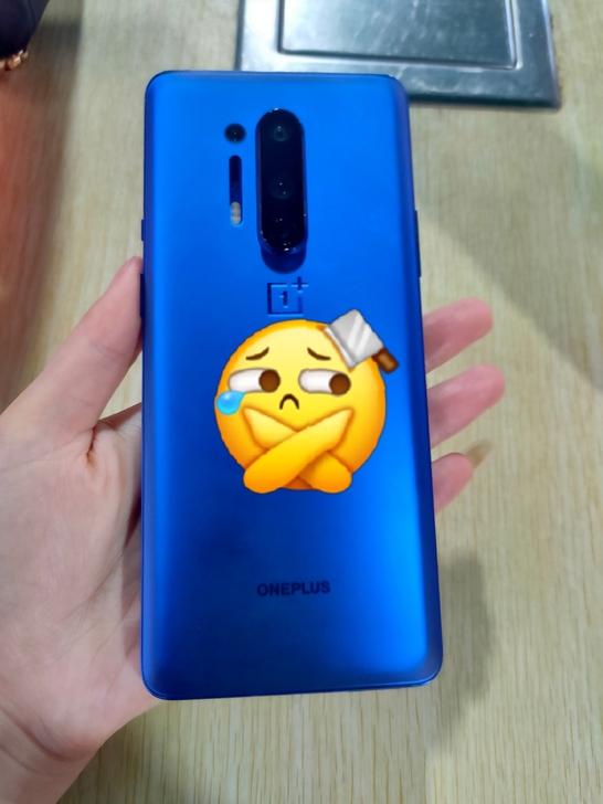 一加8pro蓝色12+256g内存,骁龙8...