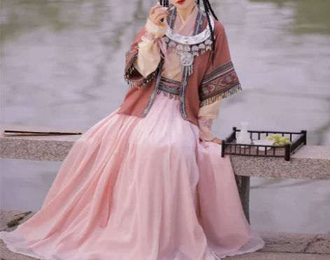代拍!裳云兮【燕奴娇】汉服女宋制半袖褶裙 ...