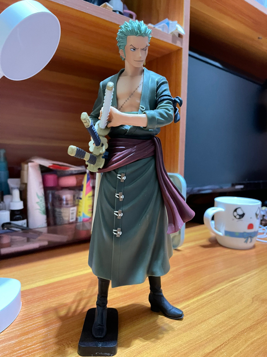 索隆手办