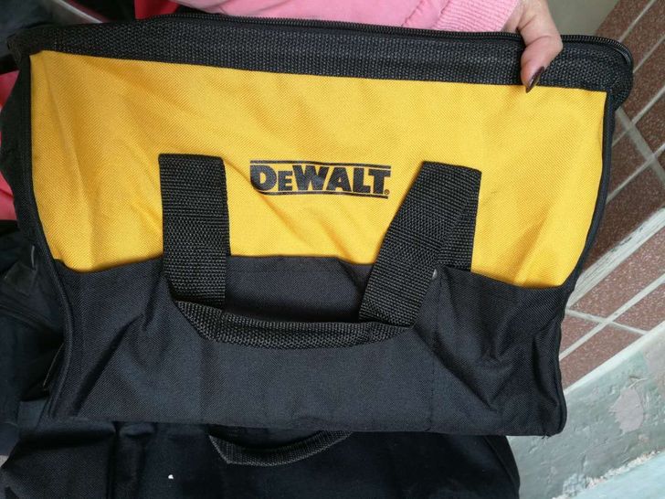 中号得伟 DEWALT 工具包 五金器具...