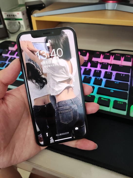 苹果 iPhone Xs,9成新,无拆无修...