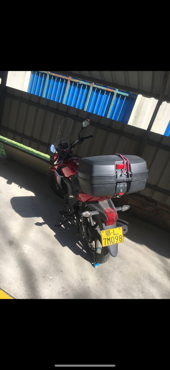 很新本田摩托车出租150元一天,有行驶证,...