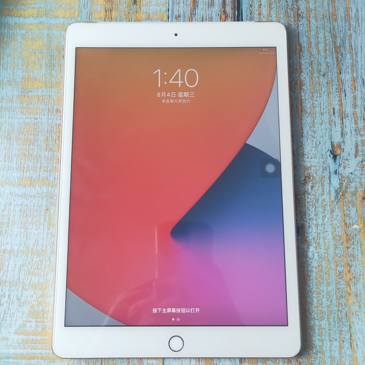 99新苹果ipad8代2020款10.2寸...