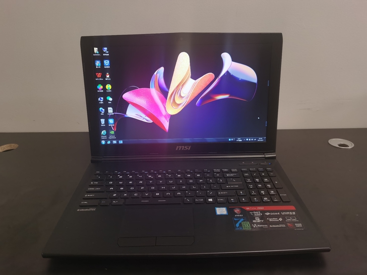 微星 GL62M 7RD 电竞游戏笔记本1...