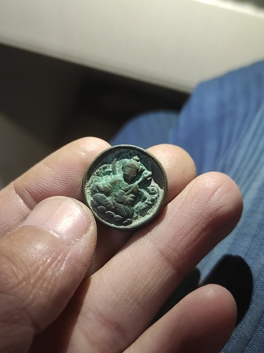 铜佛像，字口清晰无漏裂，声音好，都是收来的...