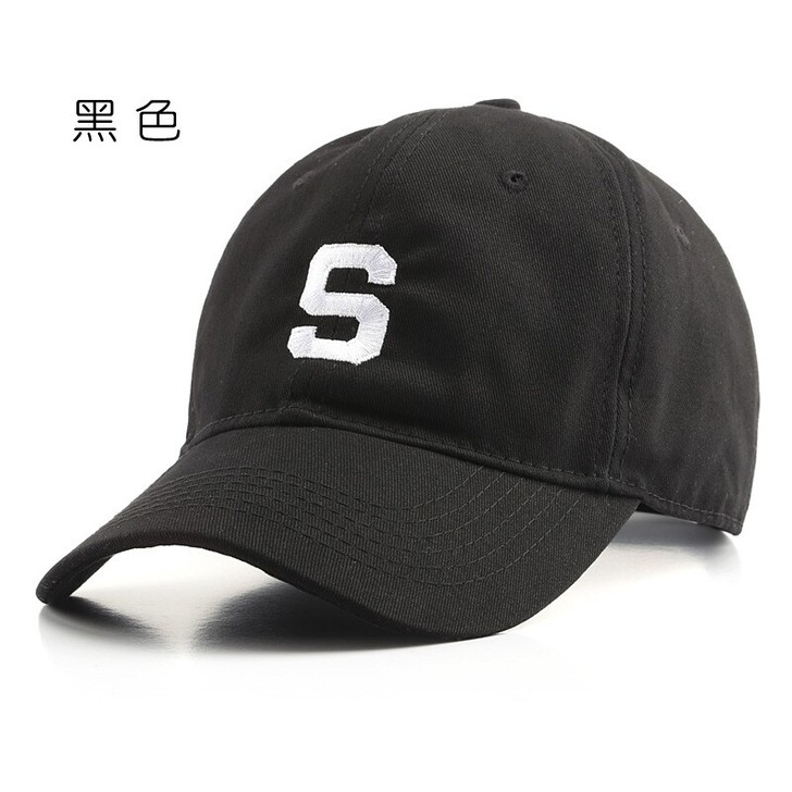 S刺绣鸭舌帽