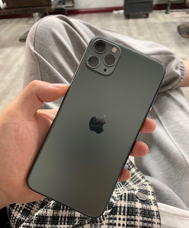 低价苹果11pro256g 顺丰速递 暗夜...