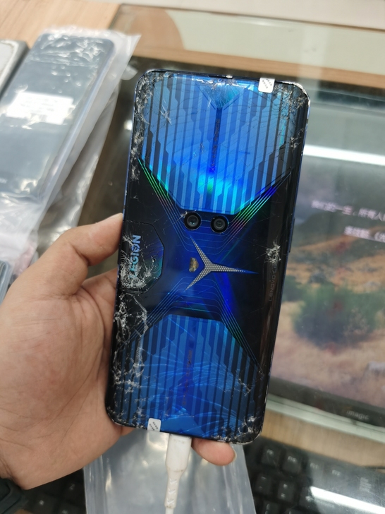 联想 联想 拯救者电竞手机 Pro (5...