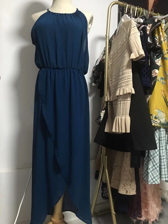 服装工作室全新样品清仓蓝色性感挂脖连衣裙S...
