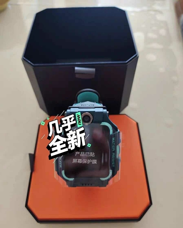 低价处理全新小天才儿童电话手表4g全网通智...