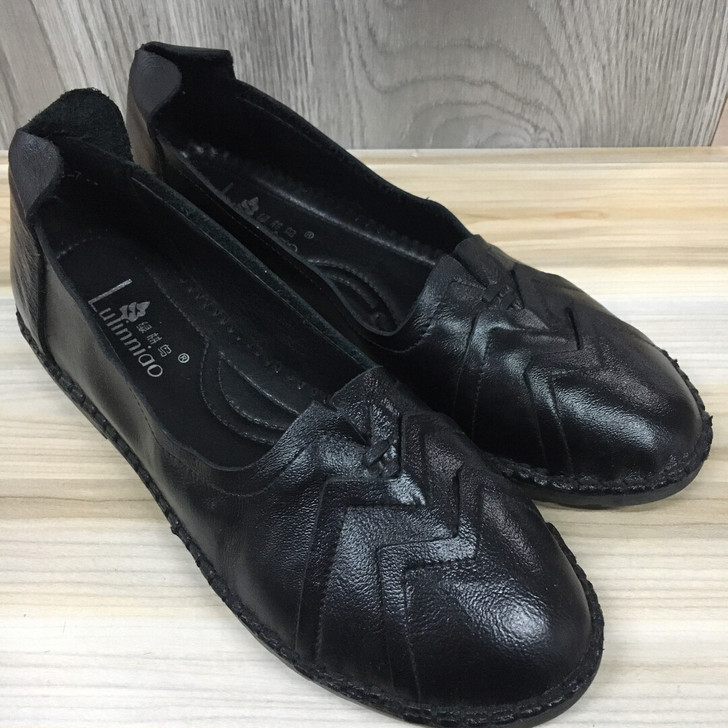 妈妈鞋真皮单鞋坡跟平底女低跟皮鞋瘦版纯皮休...