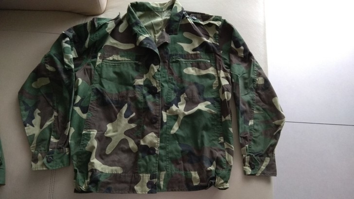 99成新全套军训服装迷彩适合155-165...