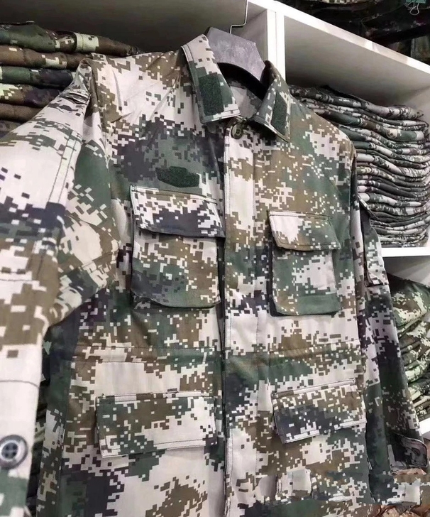 二手工作服八成新