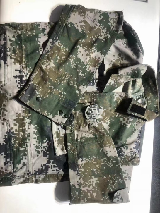 迷彩服二手工作服,七八成新