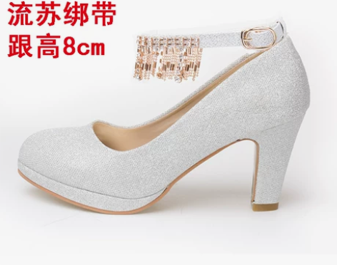 [转卖]婚纱鞋白色女婚鞋粗跟新娘鞋银色高跟...