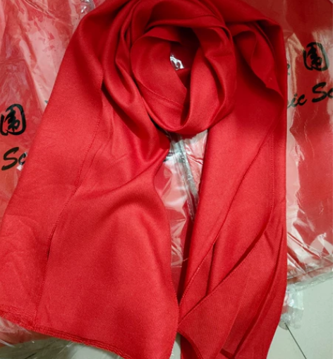 红色围巾,丝巾,全部全新便宜处理库存5元起...