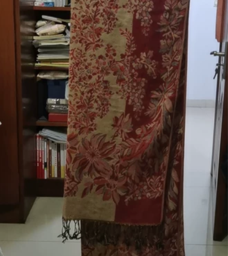 围巾，可和其他围巾一起卖，自提，包邮 感兴...