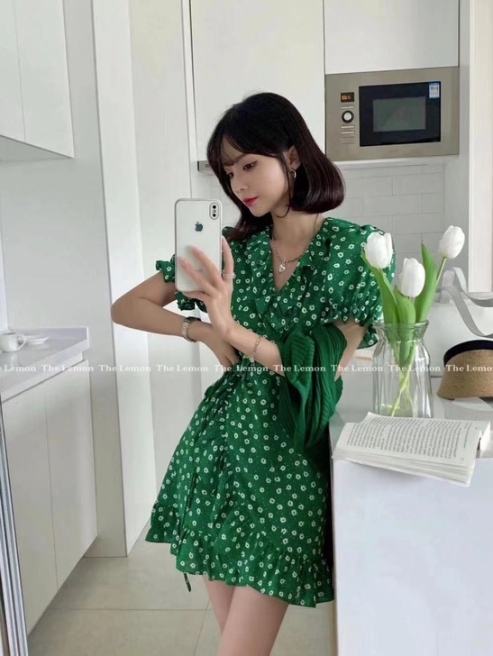 碎花连衣裙,均码全新包邮出,吊牌在。