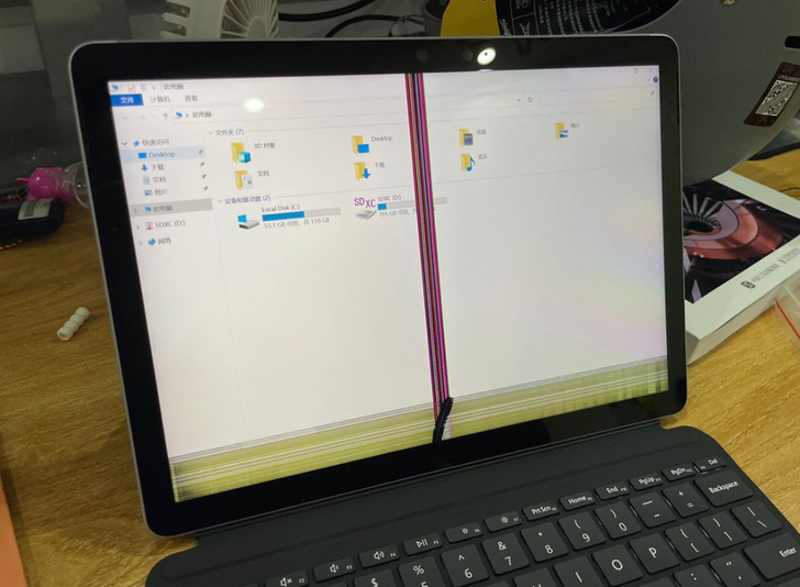 内屏破碎的Surface Go2 M3 L...