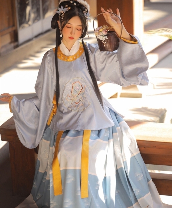 玉术玉术原创汉服女明制圆领袍补服短衫袄裙百...