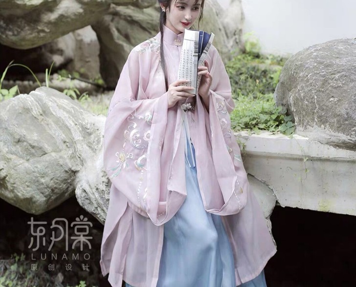 东月棠护花铃明制汉服立领长衫