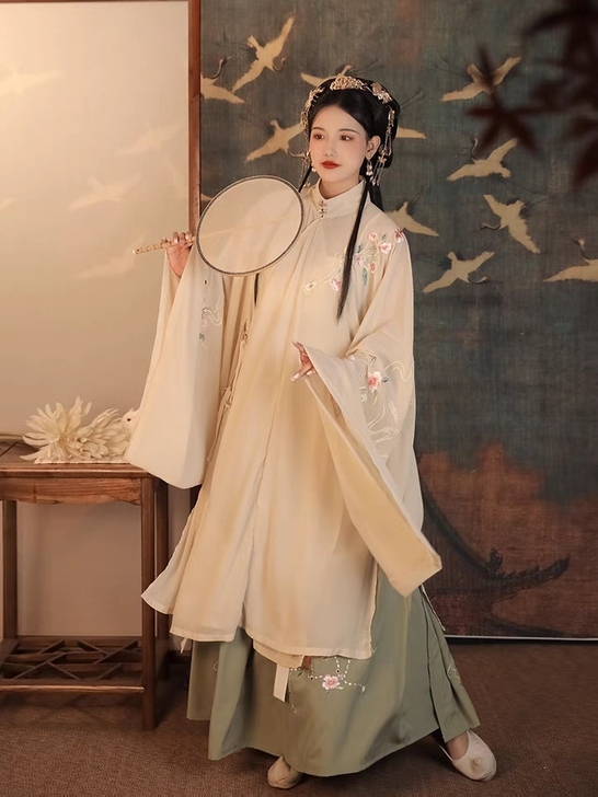 (出)艺缕汉服牡丹记黄色上衣+绿色裙子
