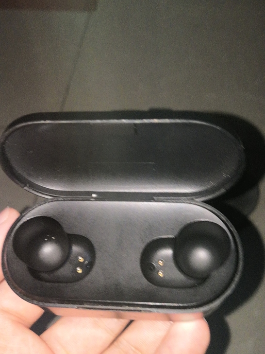QCY蓝牙耳机充电仓
