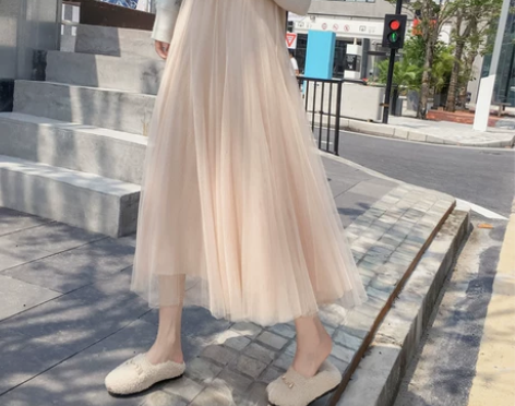 网纱半身裙女新款中长款a字纱裙杏色春夏季百...