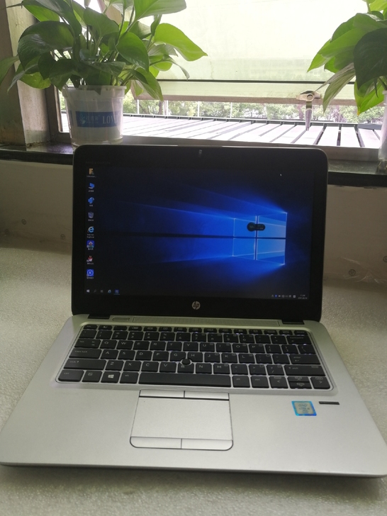 惠普830G3商务办公本i5六代高分屏