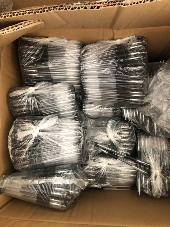文具店倒闭！低价处理！全新，中性笔