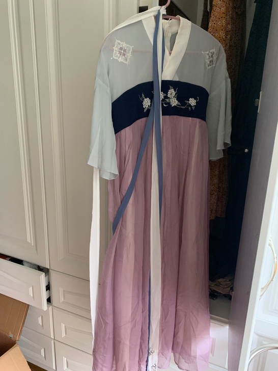 织羽集汉服 买来就在家穿过一次