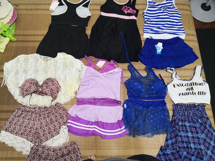 特价处理连体泳衣女，游泳衣裤女成人一体式，...