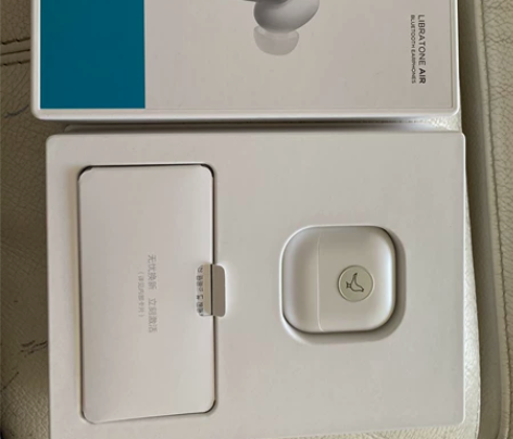 保正品,后面有购买截图,仅打开试戴下 全新...